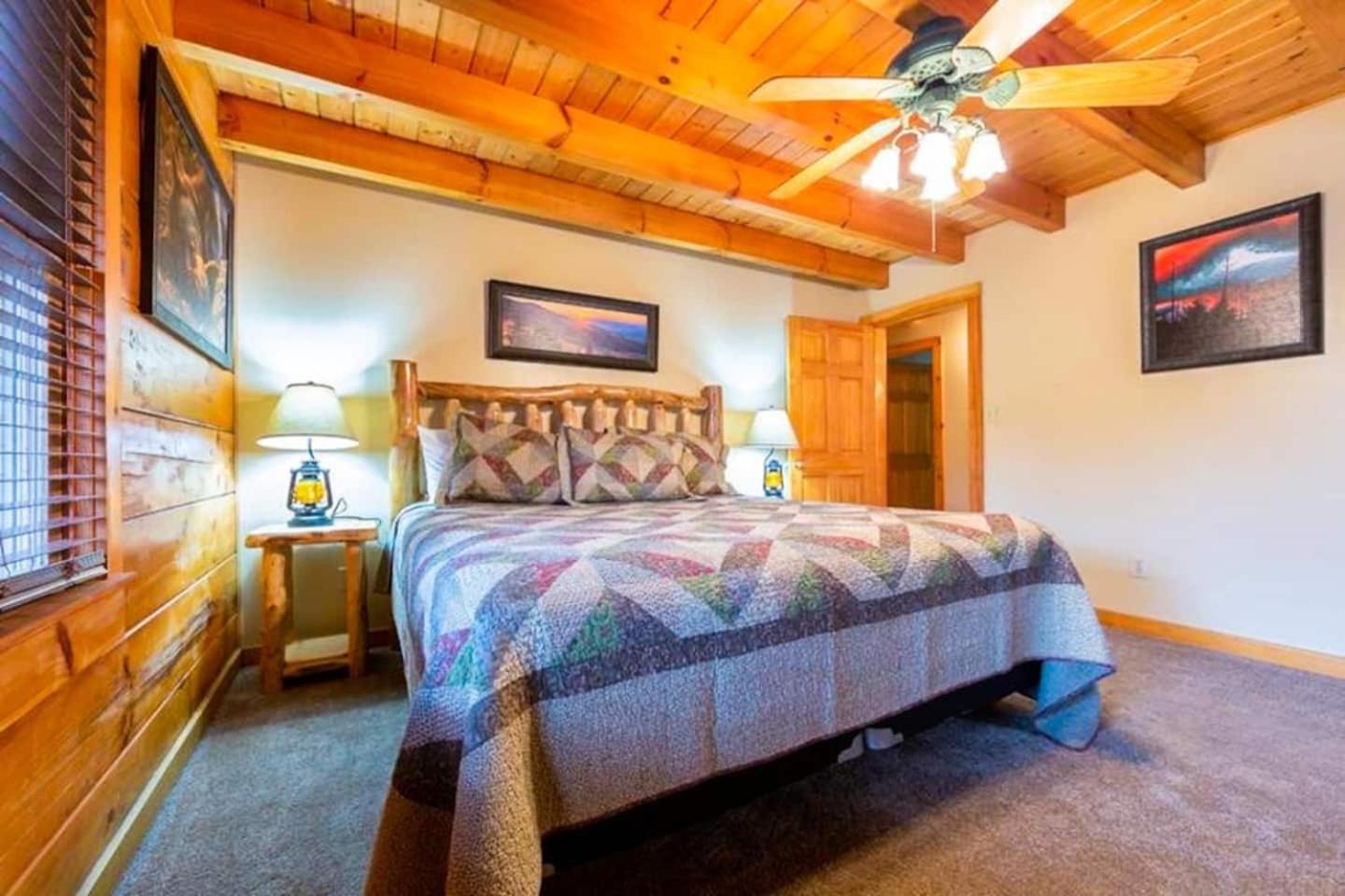 Pigeonforge Cabin Game Roomdog Friendlyhot Tub พิเจนฟอร์จ ภายนอก รูปภาพ