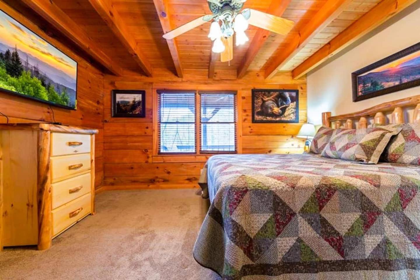 Pigeonforge Cabin Game Roomdog Friendlyhot Tub พิเจนฟอร์จ ภายนอก รูปภาพ