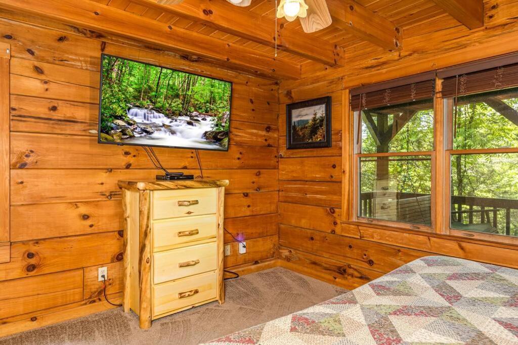 Pigeonforge Cabin Game Roomdog Friendlyhot Tub พิเจนฟอร์จ ภายนอก รูปภาพ